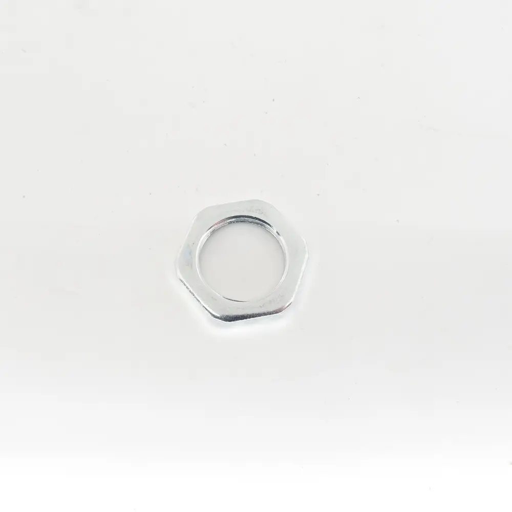 Гайка М27х1 (заднього варіатора, зчеплення)