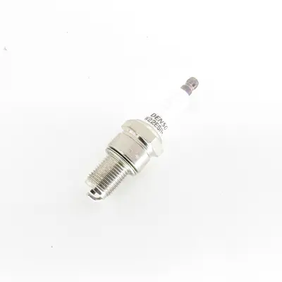 Свічка запалювання DENSO W22ESR-U