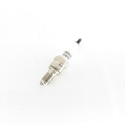 Свічка запалювання Denso U24FER9