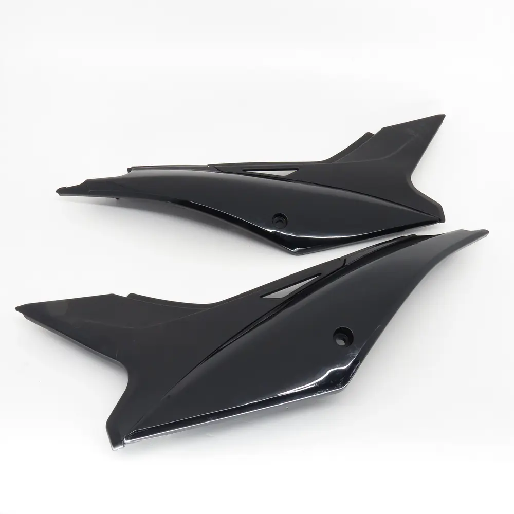 Пластик бічний центральний (л+п) Shineray XY250GY-6B (чорний)