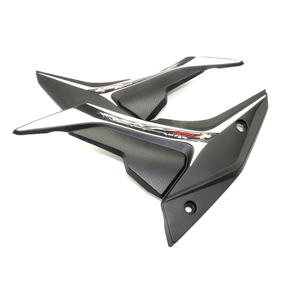 Пластик бічний центральний (л+п) Lifan KP350-2 (білий)