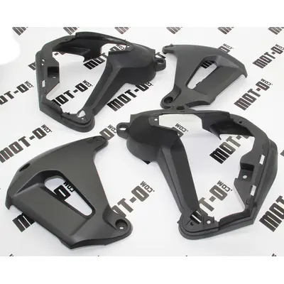 Пластик бака бічний нижній (л+п) KOVI Verta 200 (чорний матовий)